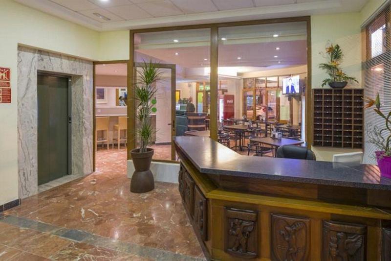 Hostal Alicante San Antonio  Bagian luar foto
