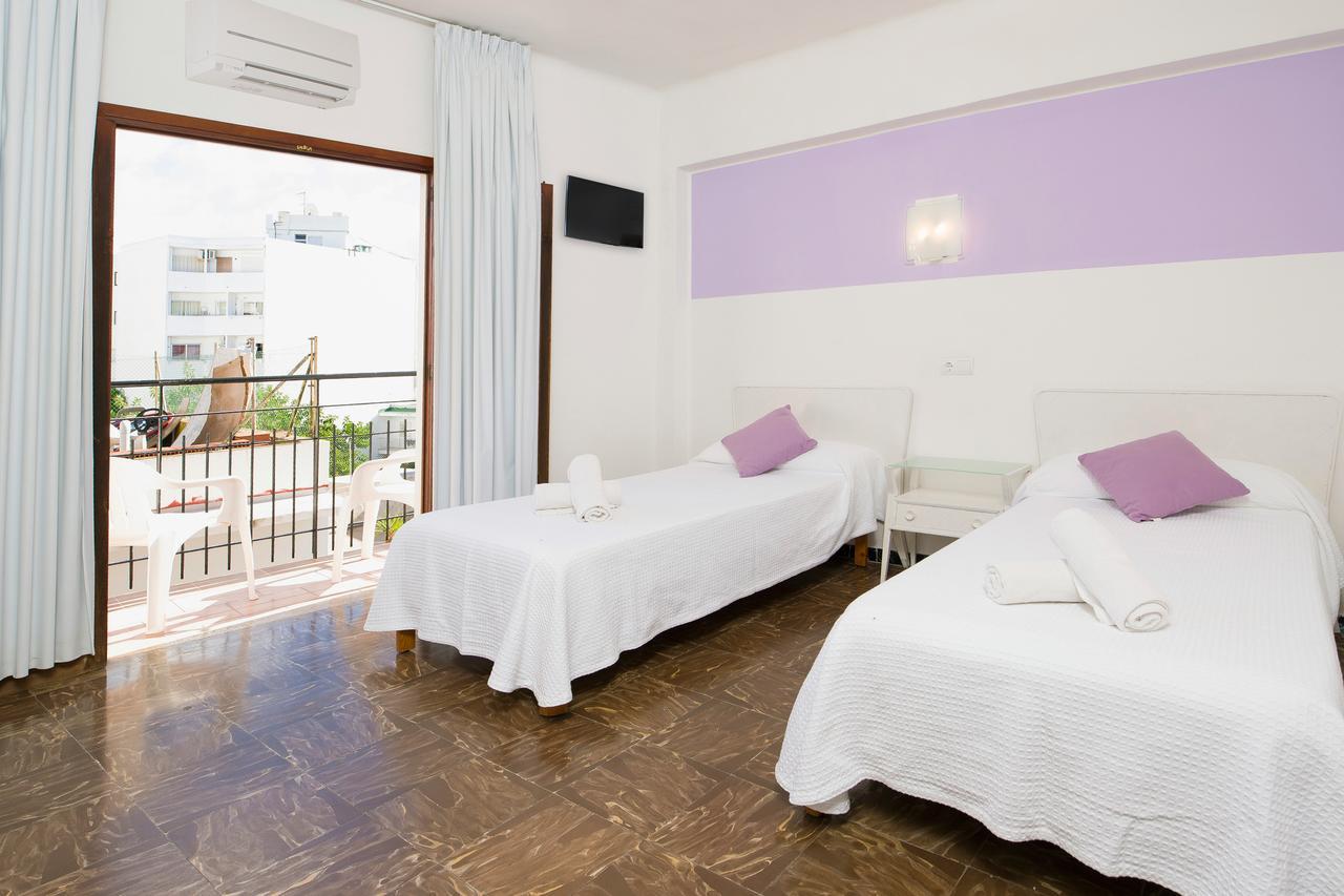 Hostal Alicante San Antonio  Bagian luar foto